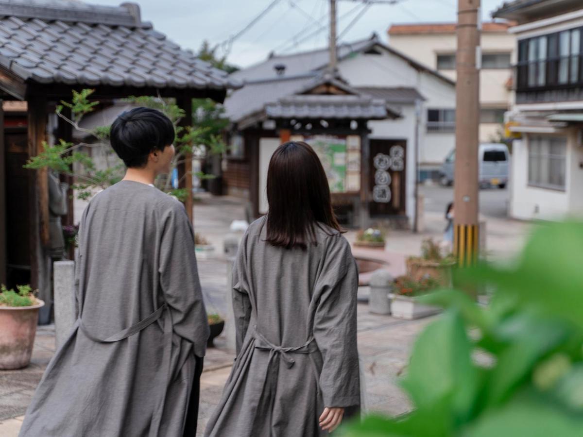 別府ホテル塒 Beppu Hotel Negura Exteriör bild